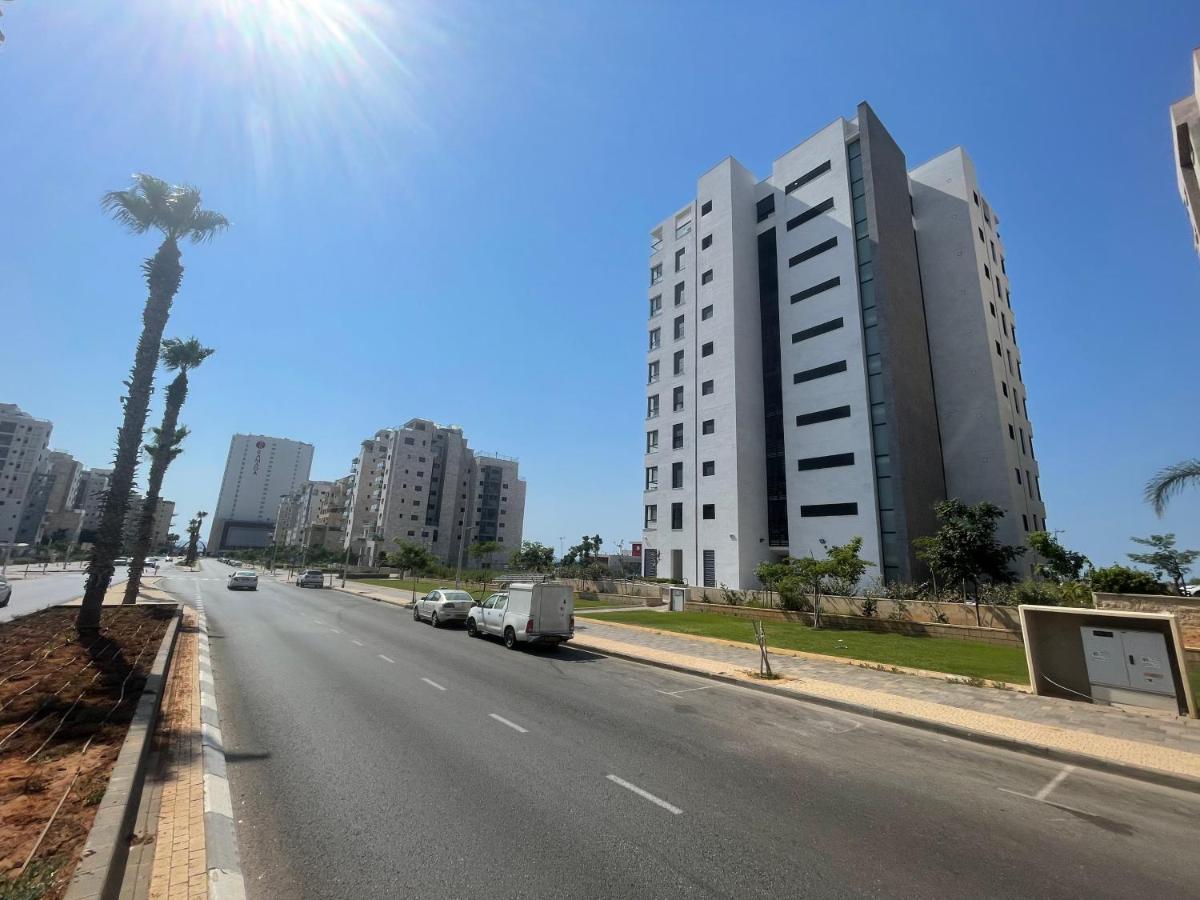 #דירת יוקרה על הים Sunset Beach Apartment# Givat Olga Exterior photo